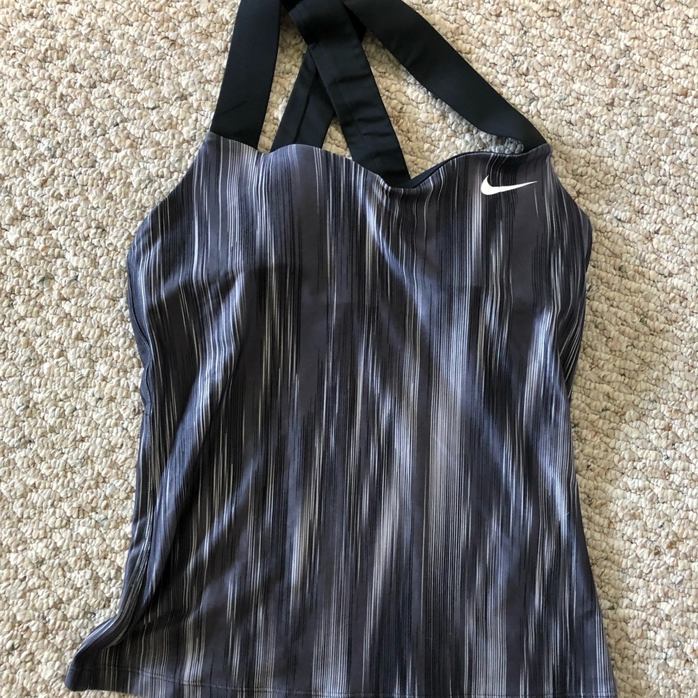 Nike dry fit women’s tank top